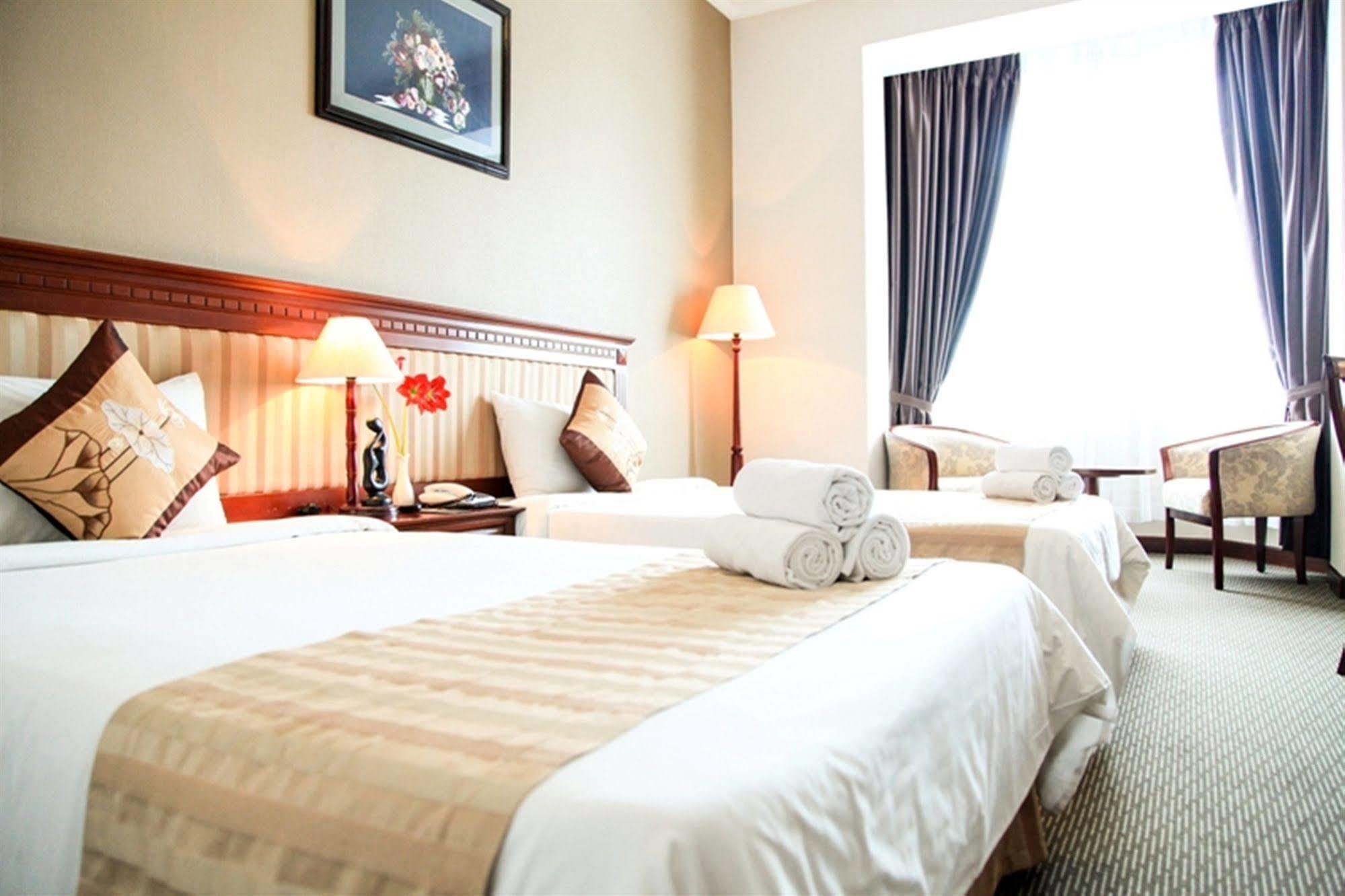 Aloha Halong Hotel Hạ Long Ngoại thất bức ảnh