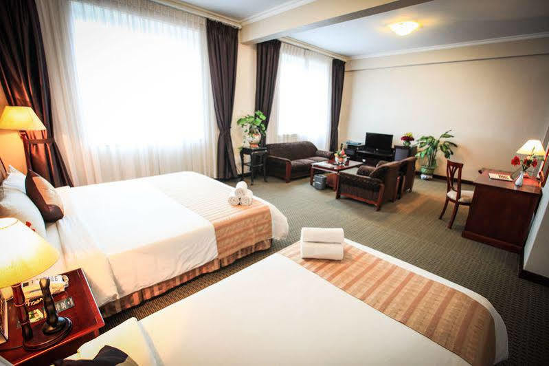 Aloha Halong Hotel Hạ Long Ngoại thất bức ảnh